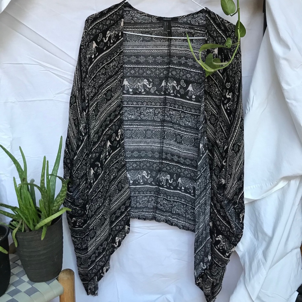 Forever 21 tribal throw